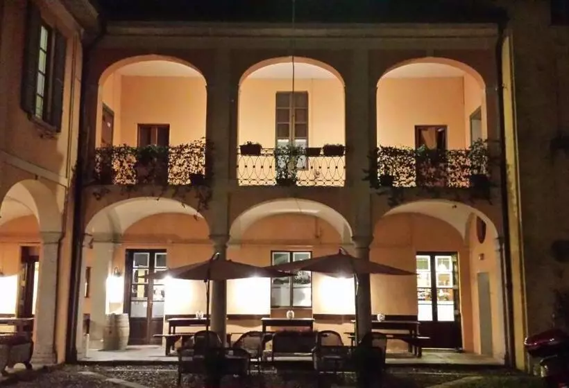 Majatalo Archi E Colonne