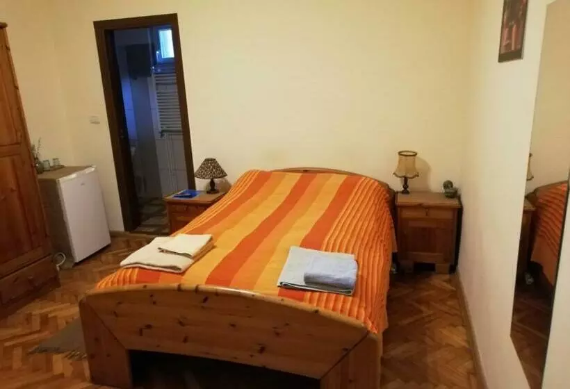 Majatalo Arthouse Lucrezia