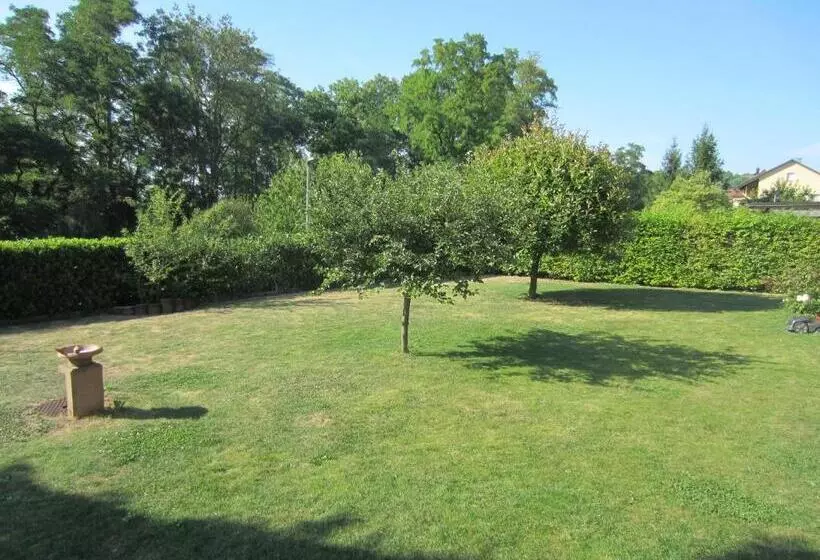 Majatalo Haus Gisela