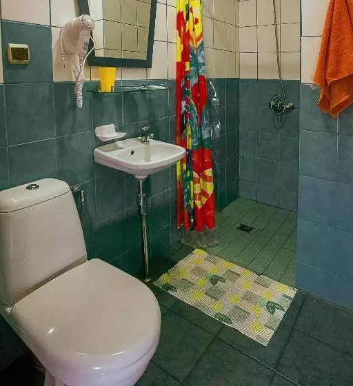 پانسیون Renau