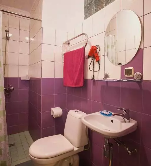 پانسیون Renau