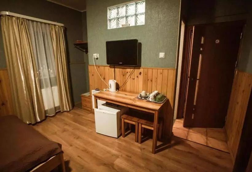 پانسیون Renau