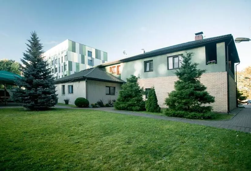 پانسیون Renau