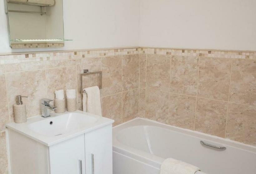 The Cottage Tea Room B&b