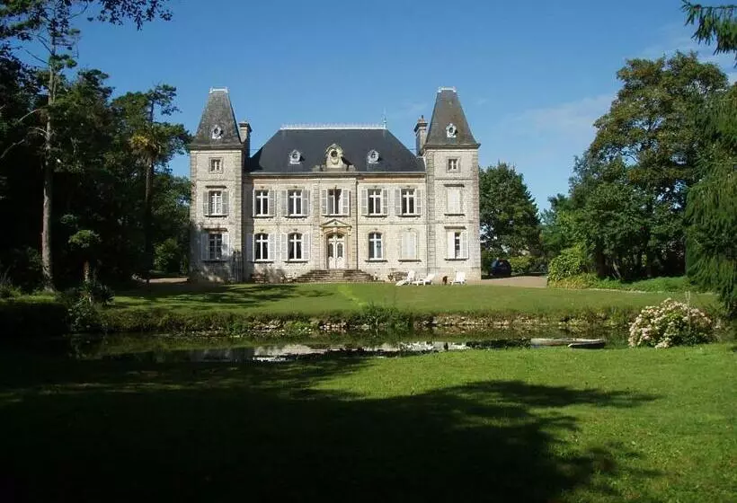 ベッドアンドブレックファースト Chateau Des Poteries