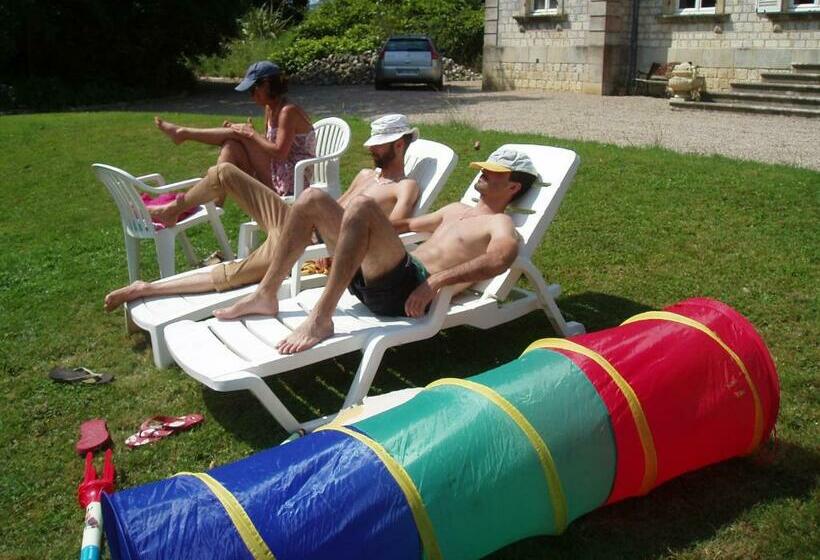 ベッドアンドブレックファースト Chateau Des Poteries