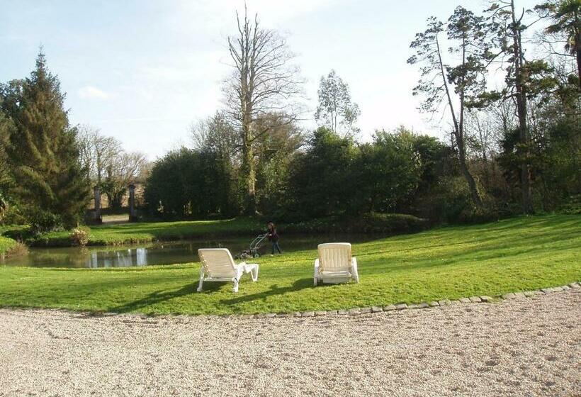 ベッドアンドブレックファースト Chateau Des Poteries