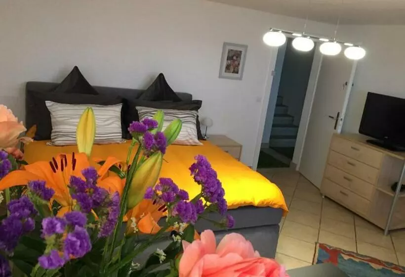 ベッドアンドブレックファースト Magie Du Léman