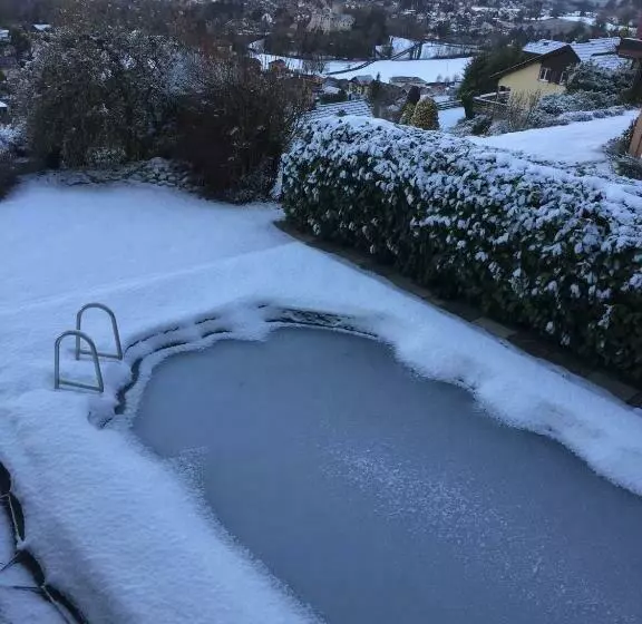 ベッドアンドブレックファースト Magie Du Léman