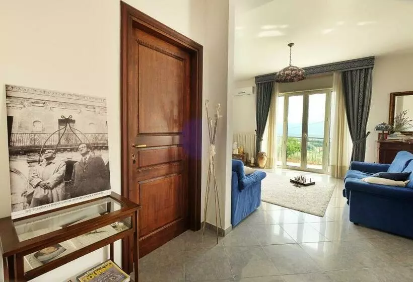 Aamiaismajoitus (B&B) Zembalo