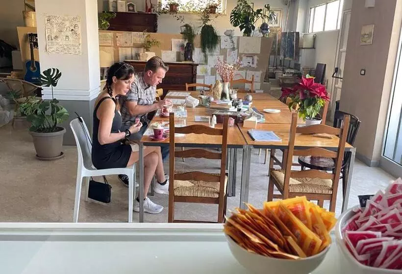 Aamiaismajoitus (B&B) Zembalo