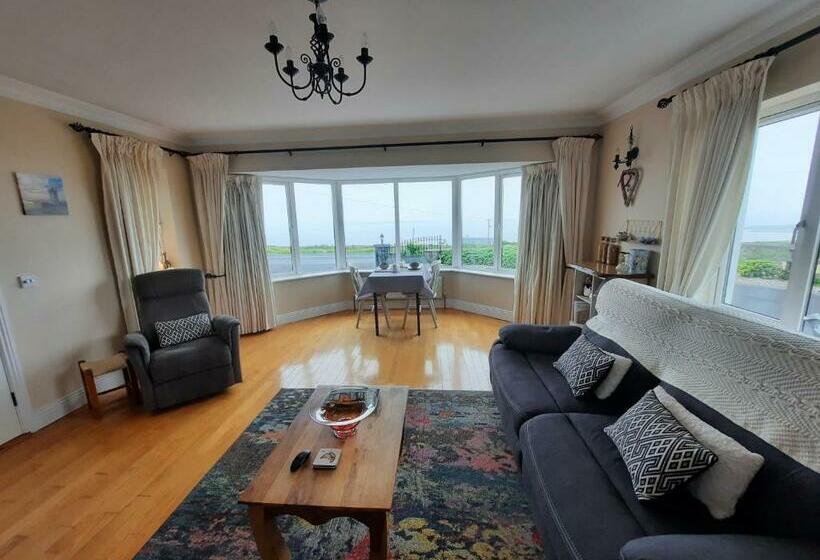 Island View Bed And Breakfast