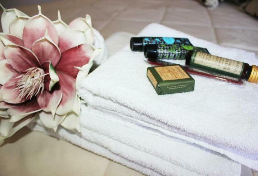 Pensión Algarrobeña