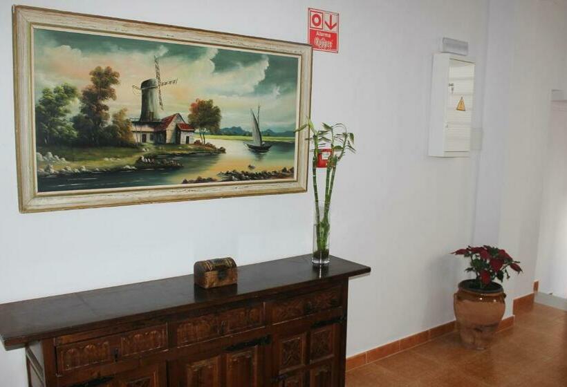 Pensión Algarrobeña