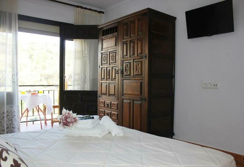 Pensión Algarrobeña