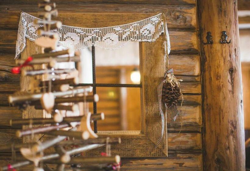 بنسيون Gazdovský Dvor B&b S Mini Wellness