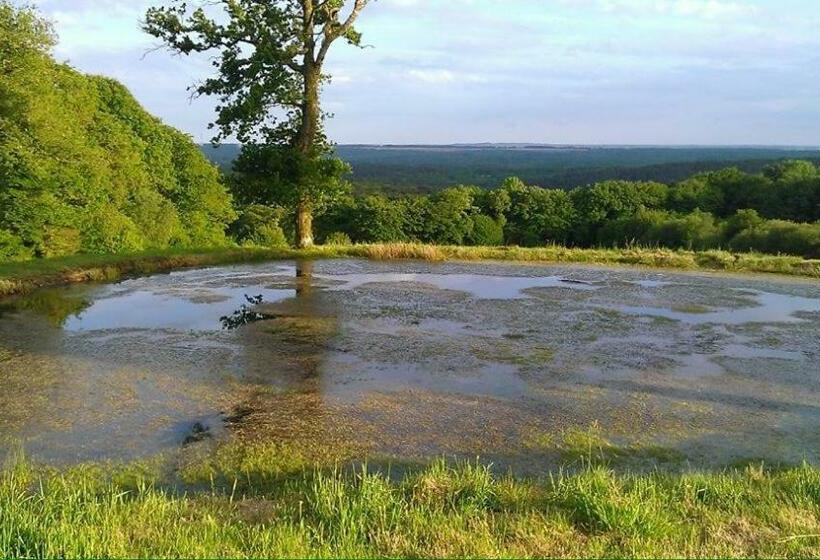 بنسيون Manoir Du Tertre Au Coeur De La Forêt De Brocéliande