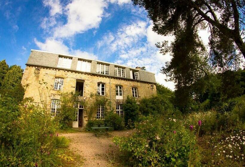 بنسيون Manoir Du Tertre Au Coeur De La Forêt De Brocéliande