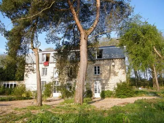 ペンション Manoir Du Tertre Au Coeur De La Forêt De Brocéliande