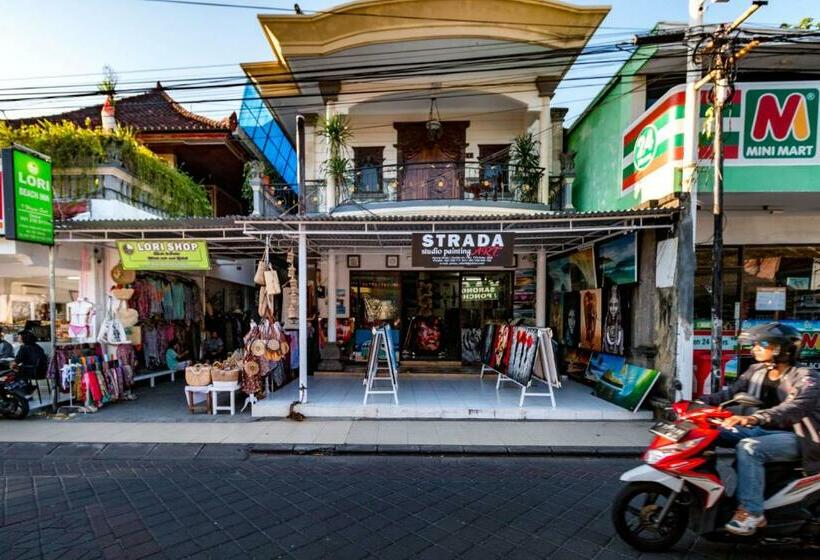 Panzió Lori Beach Inn