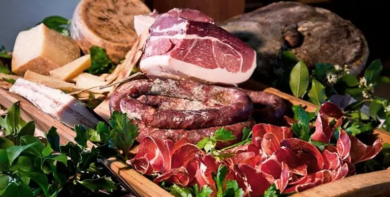 ペンション Managheri Wine Bar