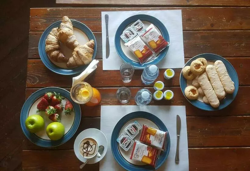 ペンション Managheri Wine Bar