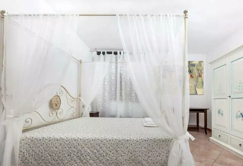 ペンション Managheri Wine Bar