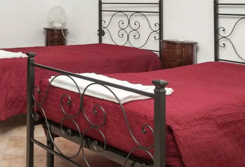 ペンション Managheri Wine Bar