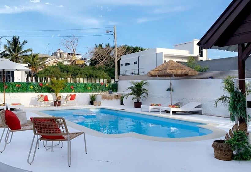 Pension Cocoon Paradise