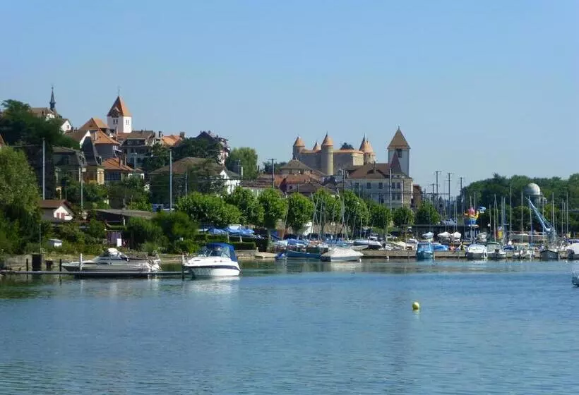 ベッドアンドブレックファースト Bnb Tuileries