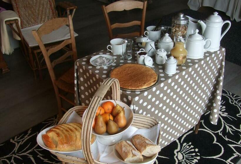 مبيت وإفطار La Maison Salée