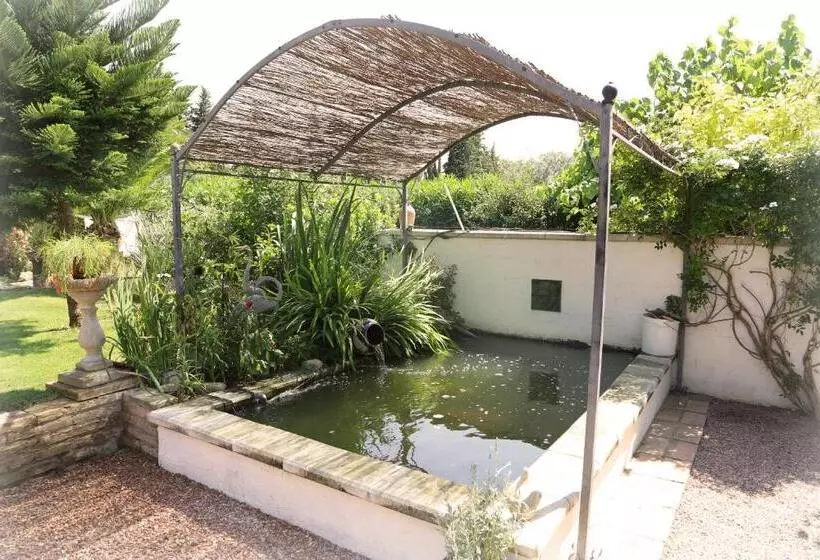 Aamiaismajoitus (B&B) River Ebro Holidays