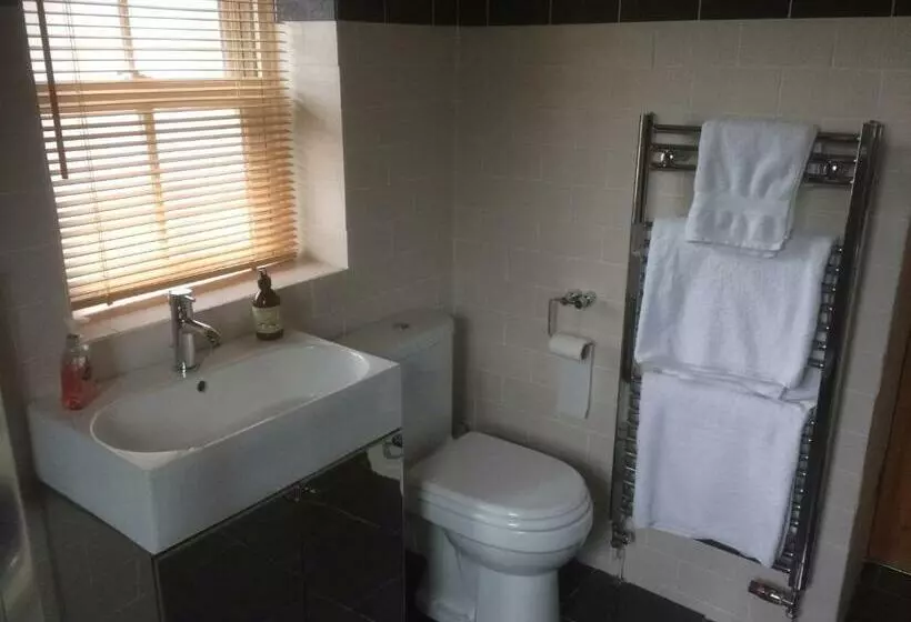 Garth Engan Private Self Contained B&b With Garden Area