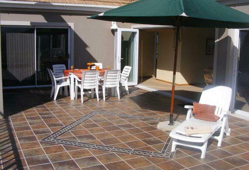 膳宿费 At 29 Columba