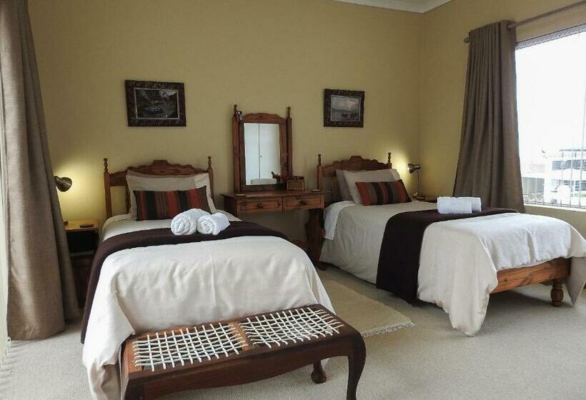 膳宿费 At 29 Columba