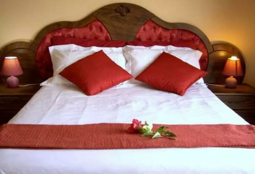 Majatalo Dolphins View Self Catering Guesthouse