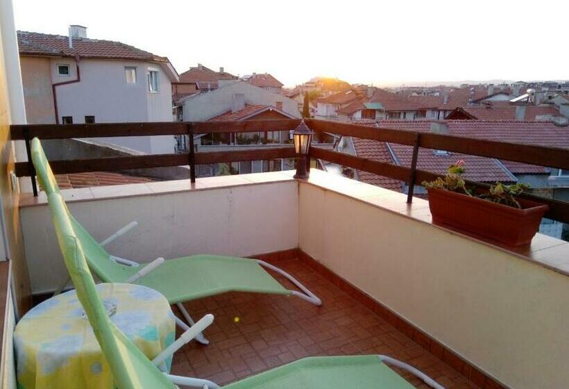 پانسیون Morska Zvezda Guest House