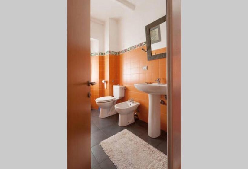 بنسيون Jolly Roger Affittacamere