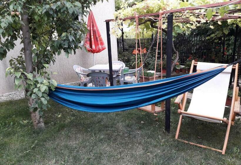 פנסיון Villa Sunny Hill