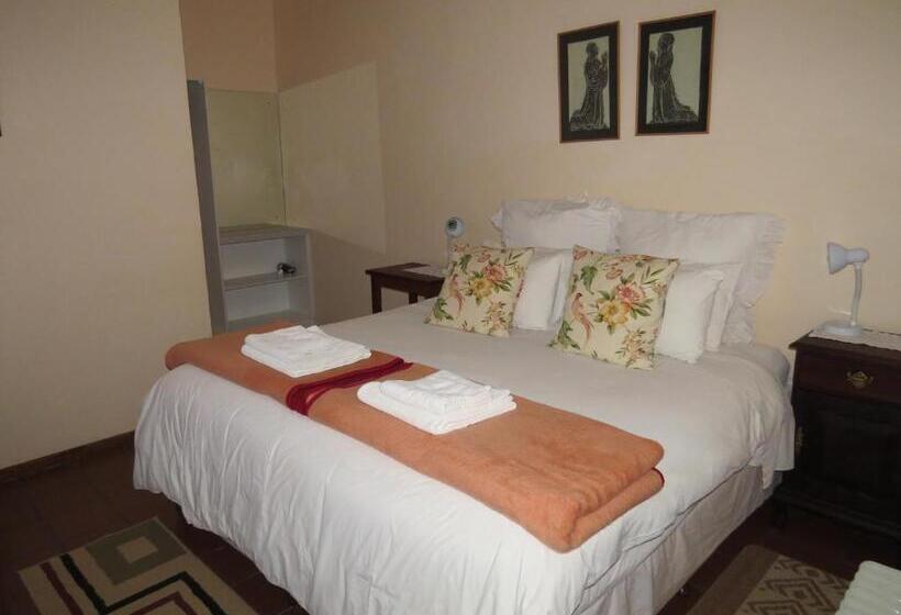 4 Rothman Street B&b