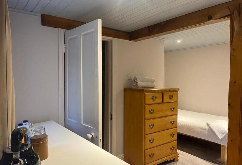 مبيت وإفطار Ferry House Holidays