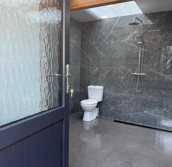 مبيت وإفطار Ferry House Holidays