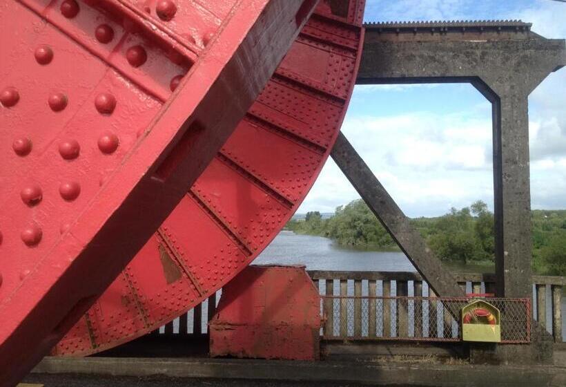 مبيت وإفطار Ferry House Holidays