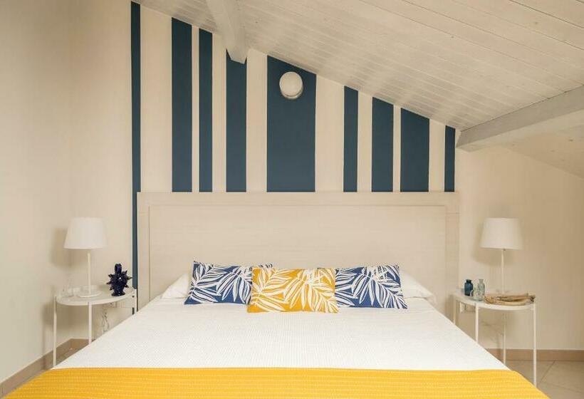 Civico 64 Bed & Breakfast In Mansarda