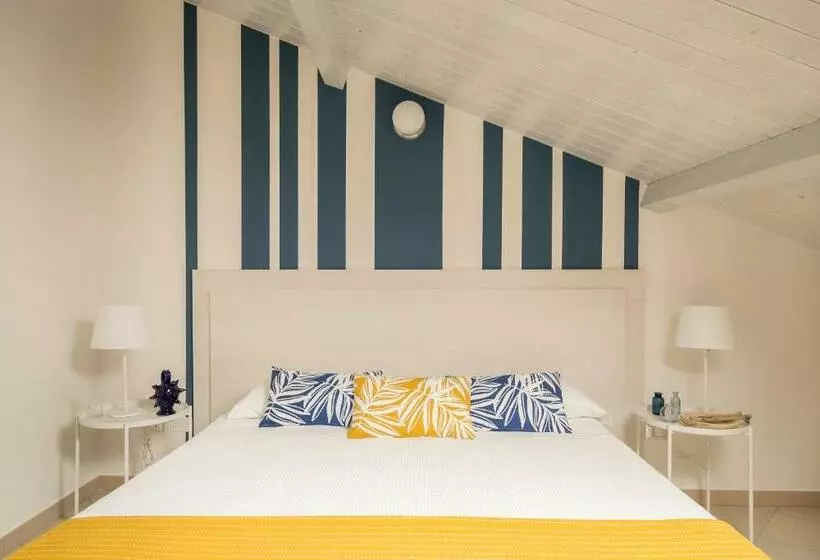 Civico 64 Bed & Breakfast In Mansarda