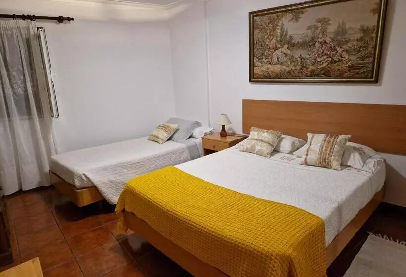 Majatalo Casa Dos Santos Alojamento   Guest House