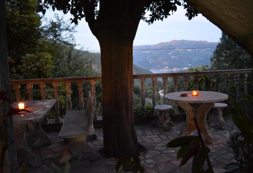 پانسیون Casa Dos Santos Alojamento   Guest House