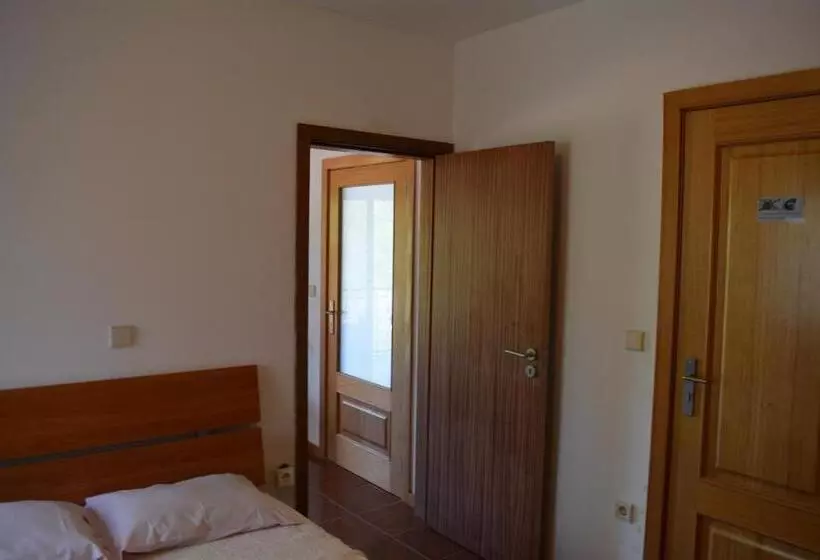 Majatalo Casa Dos Santos Alojamento   Guest House