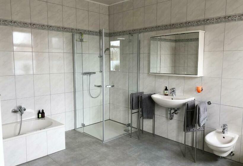 Пансион Intergo   Zimmer Mit Privatem Bad & Gemeinschaftsküche