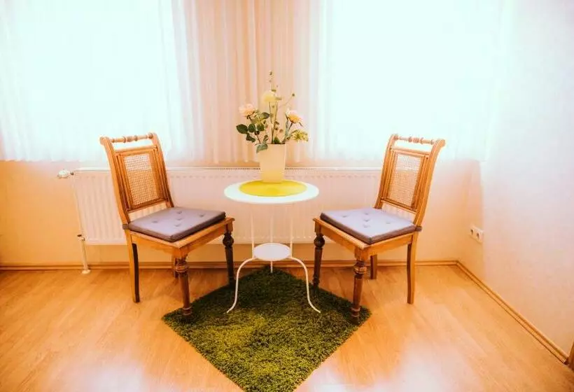 ペンション Intergo Zimmer Mit Privatem Bad & Gemeinschaftsküche